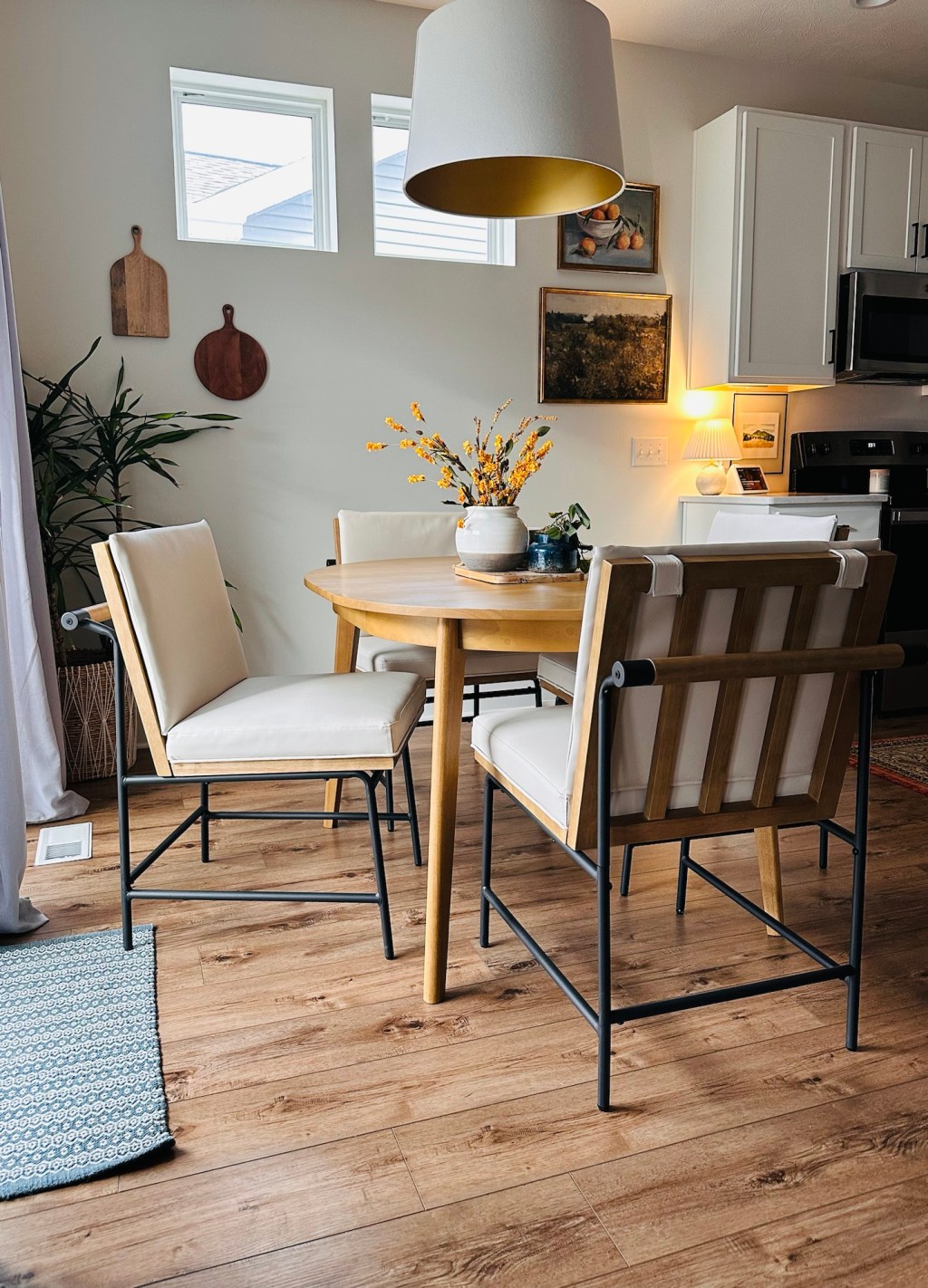 High vs. Low Dining&nbsp;Chairs